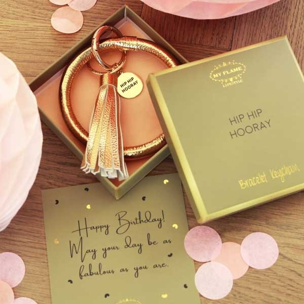 My Flame Lifestyle Sleutelhanger - Hip hip hooray - Goud