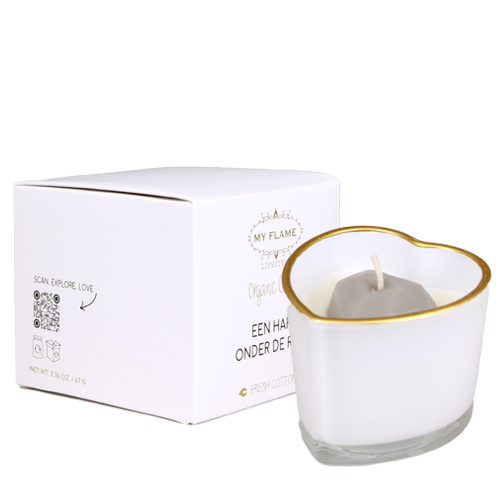 Soy candle - Een hart onder de riem - Scent: Fresh cotton My Flame Lifestyle Soy candle - Een hart onder de riem - Scent: Fresh cotton