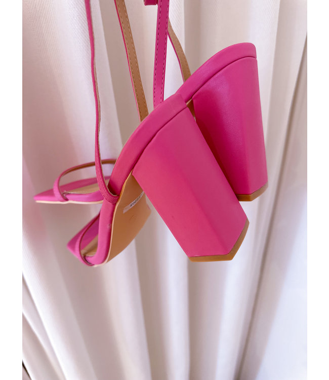 Heeled Strap Sandal - Pink