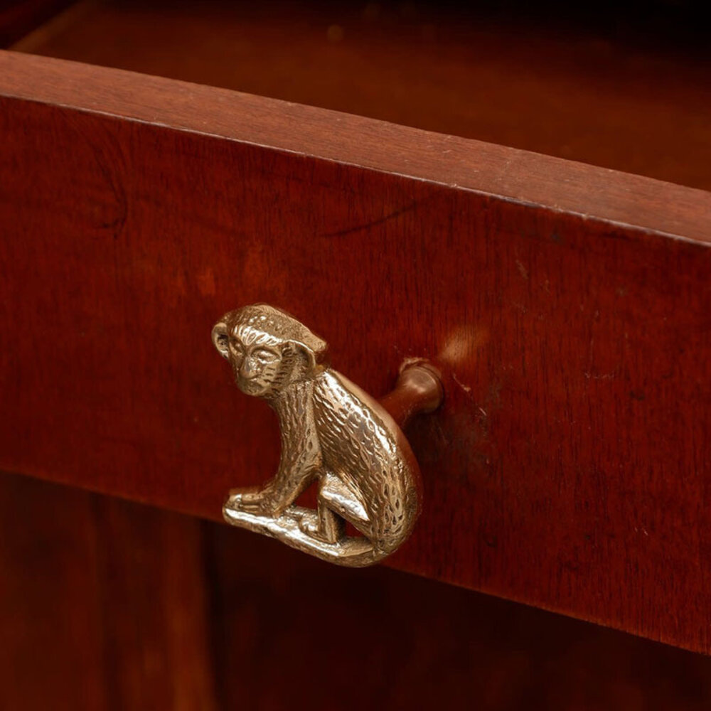 Doing Goods - Ladeknop Peppin Aap Rechts Messing 4.5x5cm Doing Goods - Ladeknop Peppin Aap Rechts Messing 4.5x5cm