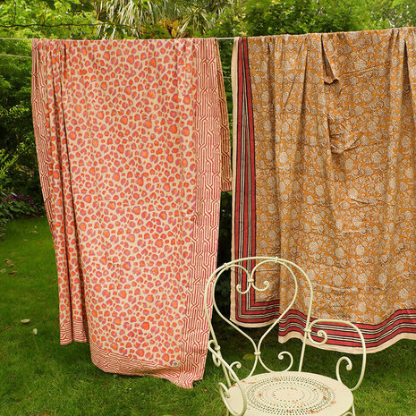 Doing Goods - Plaid & Kleed Leopard Roze Katoen XL 220x280cm met draagtas Doing Goods - Plaid & Kleed Leopard Roze Katoen XL 220x280cm met draagtas