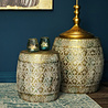 Melting Pot - Bijzettafels / Stoolk Metaal Vintage Goud (set/2) H33.5cm en L 41.5 cm Melting Pot - Bijzettafels / Stoolk Metaal Vintage Goud (set/2) H33.5cm en L 41.5 cm