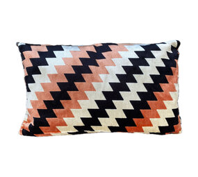 Melting Pot - Kussen Francesco Oranje Beige Zwart 50x30cm Melting Pot - Kussen Francesco Oranje Beige Zwart 50x30cm