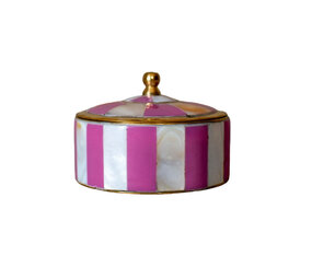 Melting Pot - Doosje Roze/Wit Gestreept Messing/Schelpen 5x3.5cm Melting Pot - Doosje Roze/Wit Gestreept Messing/Schelpen 5x3.5cm
