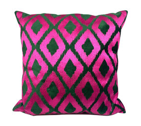 Colmore - Sierkussen Fuchsia/Groen Fluweel 50x50cm Colmore - Sierkussen Fuchsia/Groen Fluweel 50x50cm
