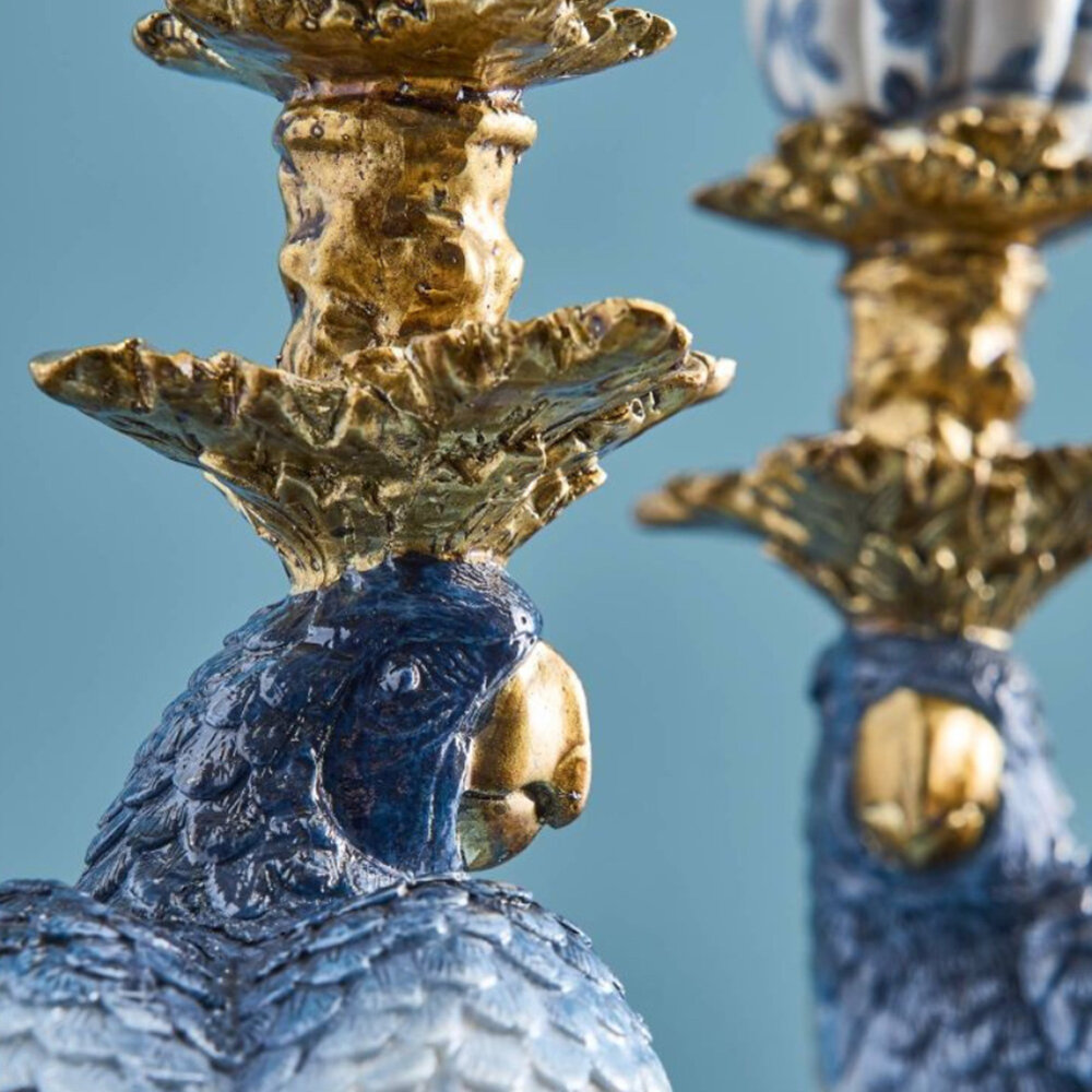 Werns - Kandelaar Papegaai Blauw-Wit met Gouden Details 9x28cm - Links of Rechts Werns - Kandelaar Papegaai Blauw-Wit met Gouden Details 9x28cm - Links of Rechts