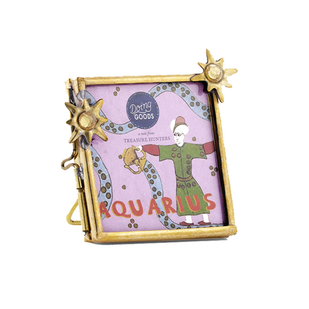 Doing Goods - Fotolijstje Sterrenbeeld Waterman Messing 6x7cm foto 5x5cm Doing Goods - Fotolijstje Sterrenbeeld Waterman Messing 6x7cm foto 5x5cm