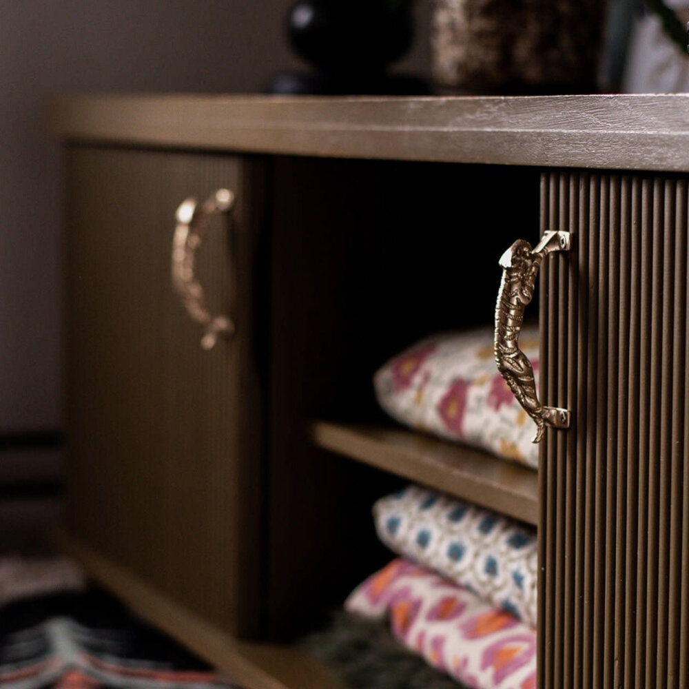 Doing Goods - Deurgreep James Jaguar Messing S 4x11cm Doing Goods - Deurgreep James Jaguar Messing S 4x11cm