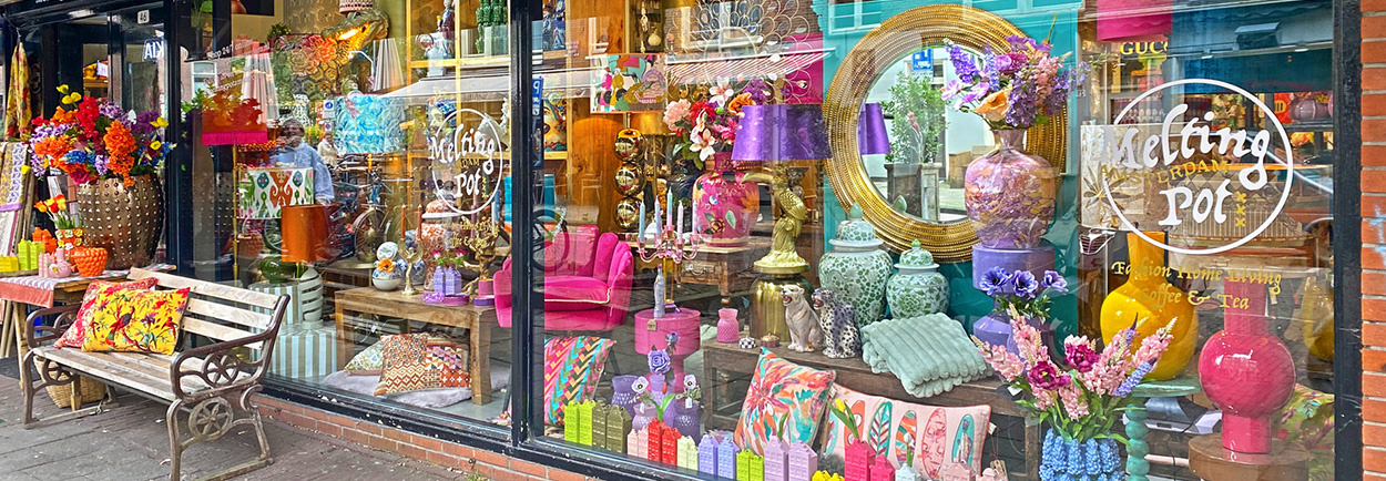 NU TE ZIEN: Nieuwe etalage styling van juni 2024 NU TE ZIEN: Nieuwe etalage styling van juni 2024