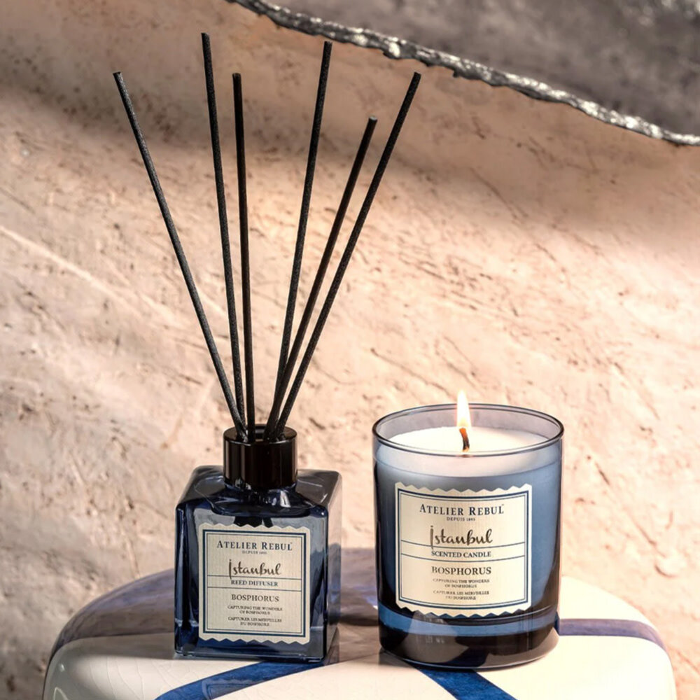 Atelier Rebul - Istanbul Bosphorus Geurstokjes 120ml / Reed Diffuser Atelier Rebul - Istanbul Bosphorus Geurstokjes 120ml / Reed Diffuser
