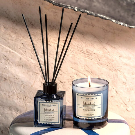 Atelier Rebul - Istanbul Bosphorus Geurstokjes 120ml / Reed Diffuser Atelier Rebul - Istanbul Bosphorus Geurstokjes 120ml / Reed Diffuser