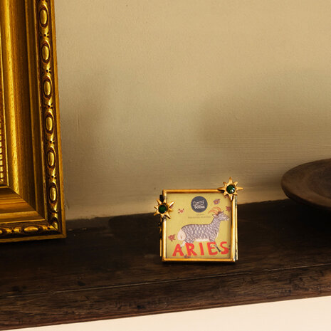 Doing Goods - Fotolijstje Sterrenbeeld Ram Messing 6x7cm foto 5x5cm