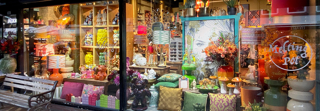 NU TE ZIEN: Etalage styling oktober 2024 NU TE ZIEN: Etalage styling oktober 2024