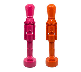 Melting Pot - Kandelaar Notenkraker 8x37cm in 2 kleuren Melting Pot - Kandelaar Notenkraker 8x37cm in 2 kleuren