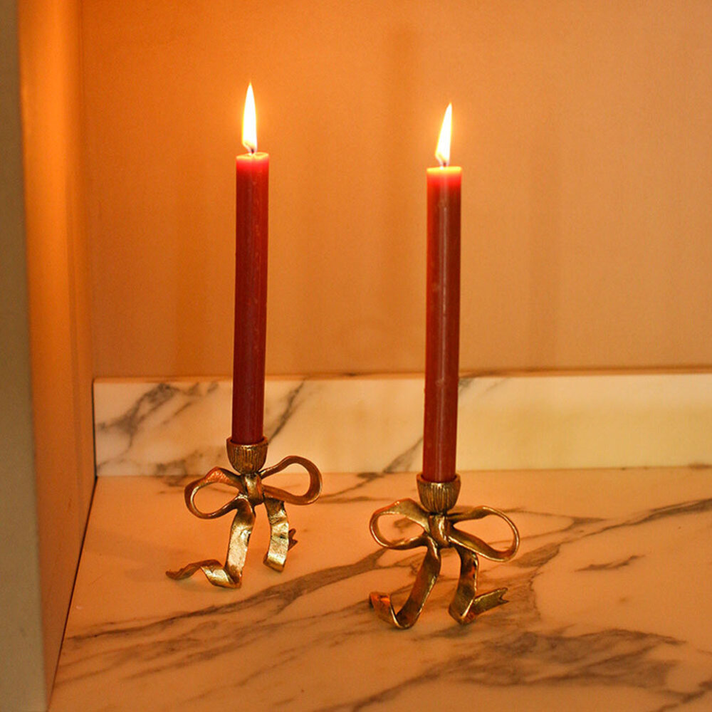 Doing Goods - Kandelaar Strik Riley Ribbon Messing 11x10cm Doing Goods - Kandelaar Strik Riley Ribbon Messing 11x10cm