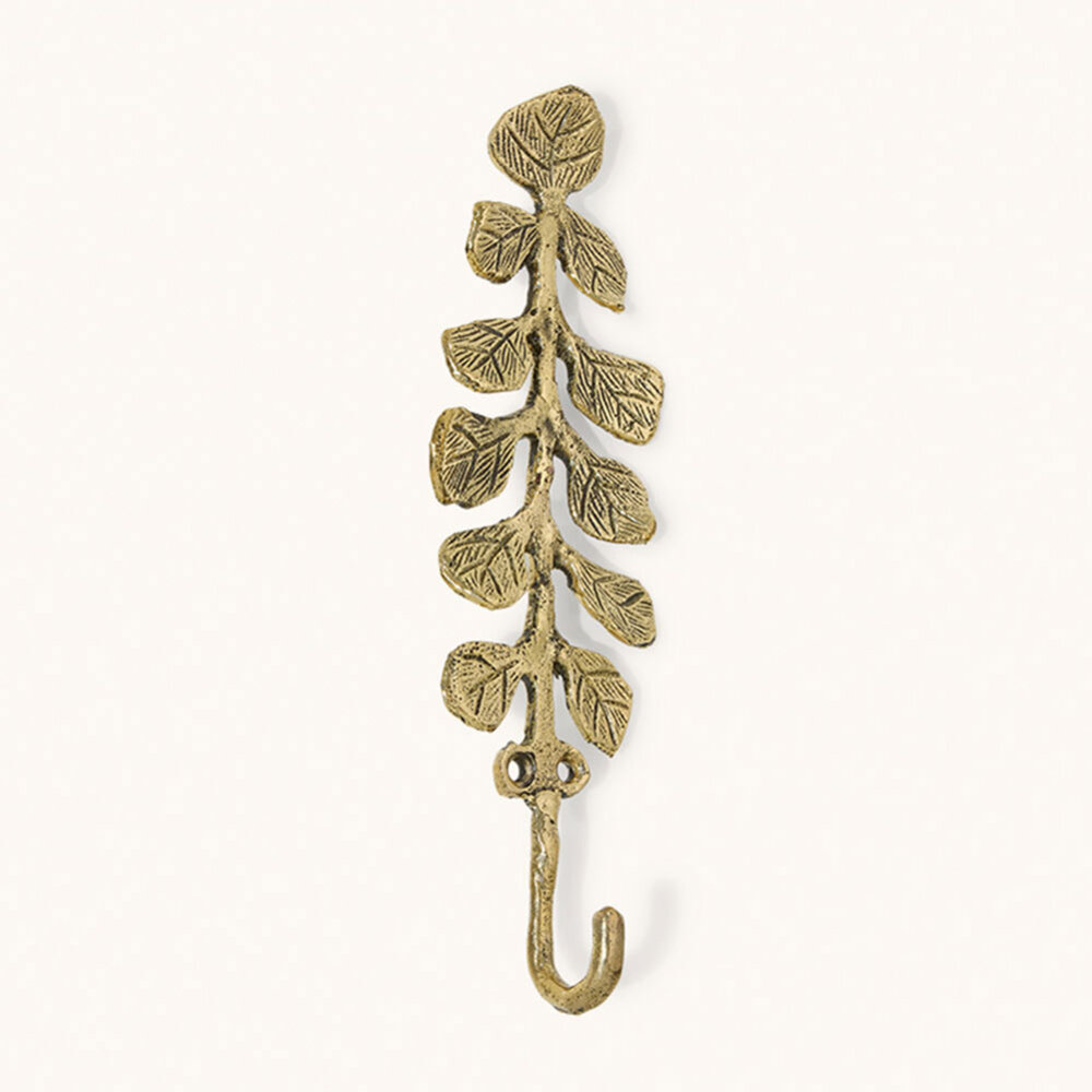 Doing Goods - Wandhaak Bea Botanical Messing 19x6cm Doing Goods - Wandhaak Bea Botanical Messing 19x6cm