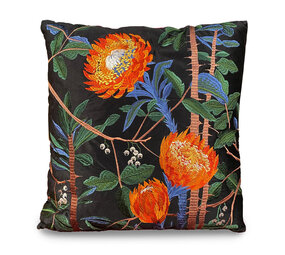 Colmore - Sierkussen Bloemen Multicolor Zwart 50x50cm geborduurd Colmore - Sierkussen Bloemen Multicolor Zwart 50x50cm geborduurd