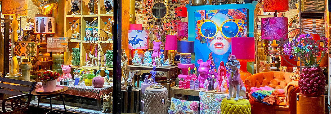 NU TE ZIEN: Onze etalage voor februari 2025 NU TE ZIEN: Onze etalage voor februari 2025