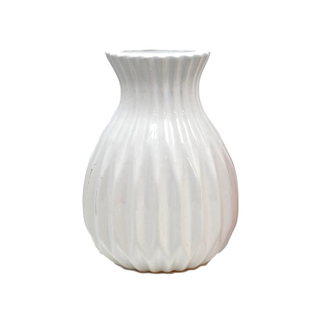 Melting Pot - Vaasje Mila Keramiek 12x17cm in 3 kleuren Melting Pot - Vaasje Mila Keramiek 12x17cm in 3 kleuren