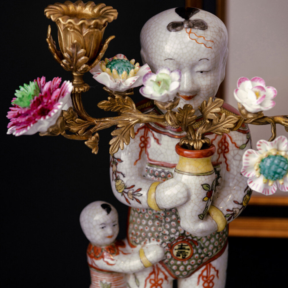 Melting Pot Exclusive - Kandelaar Chinees Beeld Multicolor Porselein 27x34cm rechts Melting Pot Exclusive - Kandelaar Chinees Beeld Multicolor Porselein 27x34cm rechts