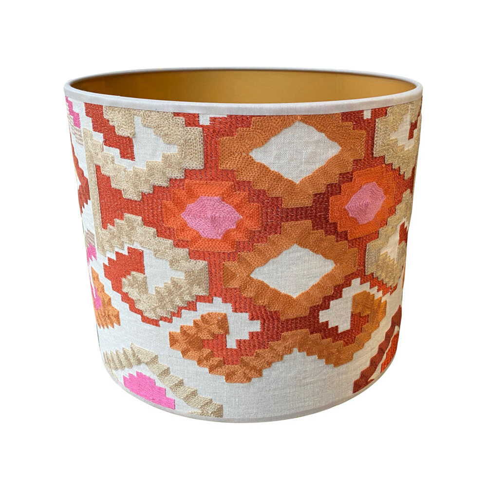 Melting Pot - Lampenkap Ango Corail Multicolor 30x25cm geborduurd Melting Pot - Lampenkap Ango Corail Multicolor 30x25cm geborduurd