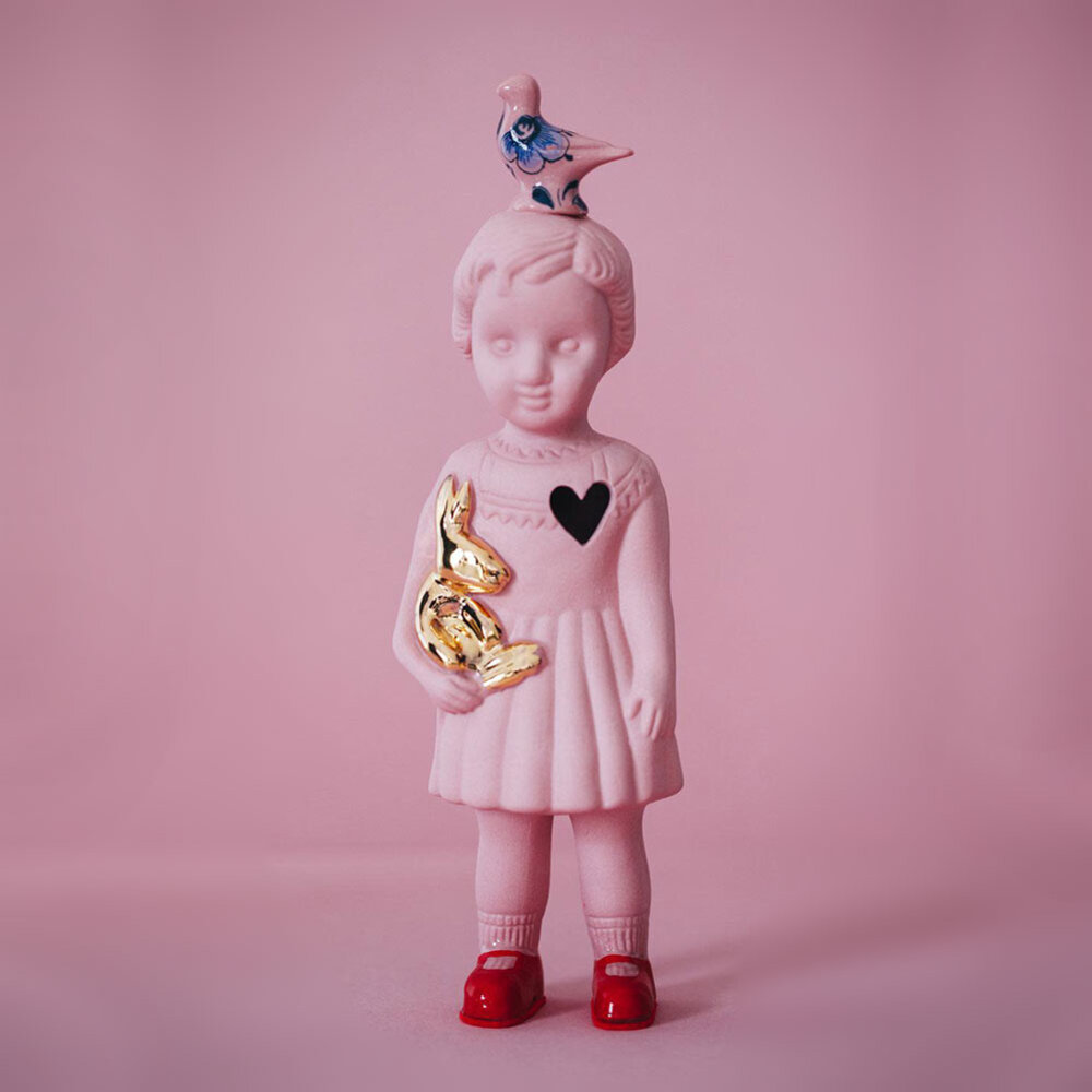 Lammers en Lammers - Pupke Roze met Duif Delfts Blauw Porselein 23cm Lammers en Lammers - Pupke Roze met Duif Delfts Blauw Porselein 23cm
