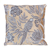 Colmore - Sierkussen Papegaai Taupe Wit Goud Velours 50x50cm Colmore - Sierkussen Papegaai Taupe Wit Goud Velours 50x50cm