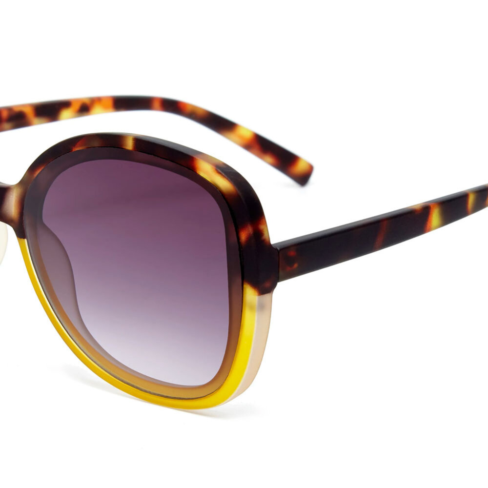 Okkia - Zonnebril ANNA Butterfly Havana Yellow met Donkere Gradient Lenzen en Veerpoten OK019-HY
