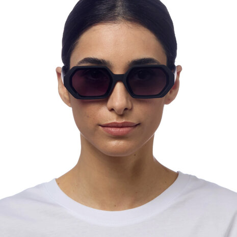 Okkia - Zonnebril ANDREA Small Hexagon Black OK022-BK