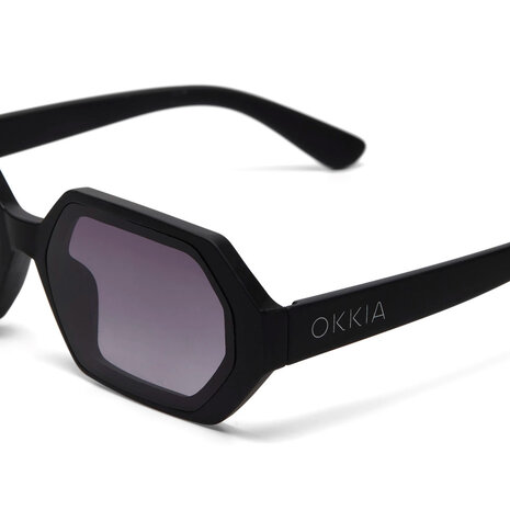 Okkia - Zonnebril ANDREA Small Hexagon Black OK022-BK