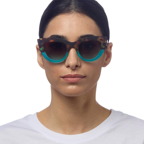 Okkia - Zonnebril CLAUDIA Big Cat-Eye Havana Blue OK013-HB