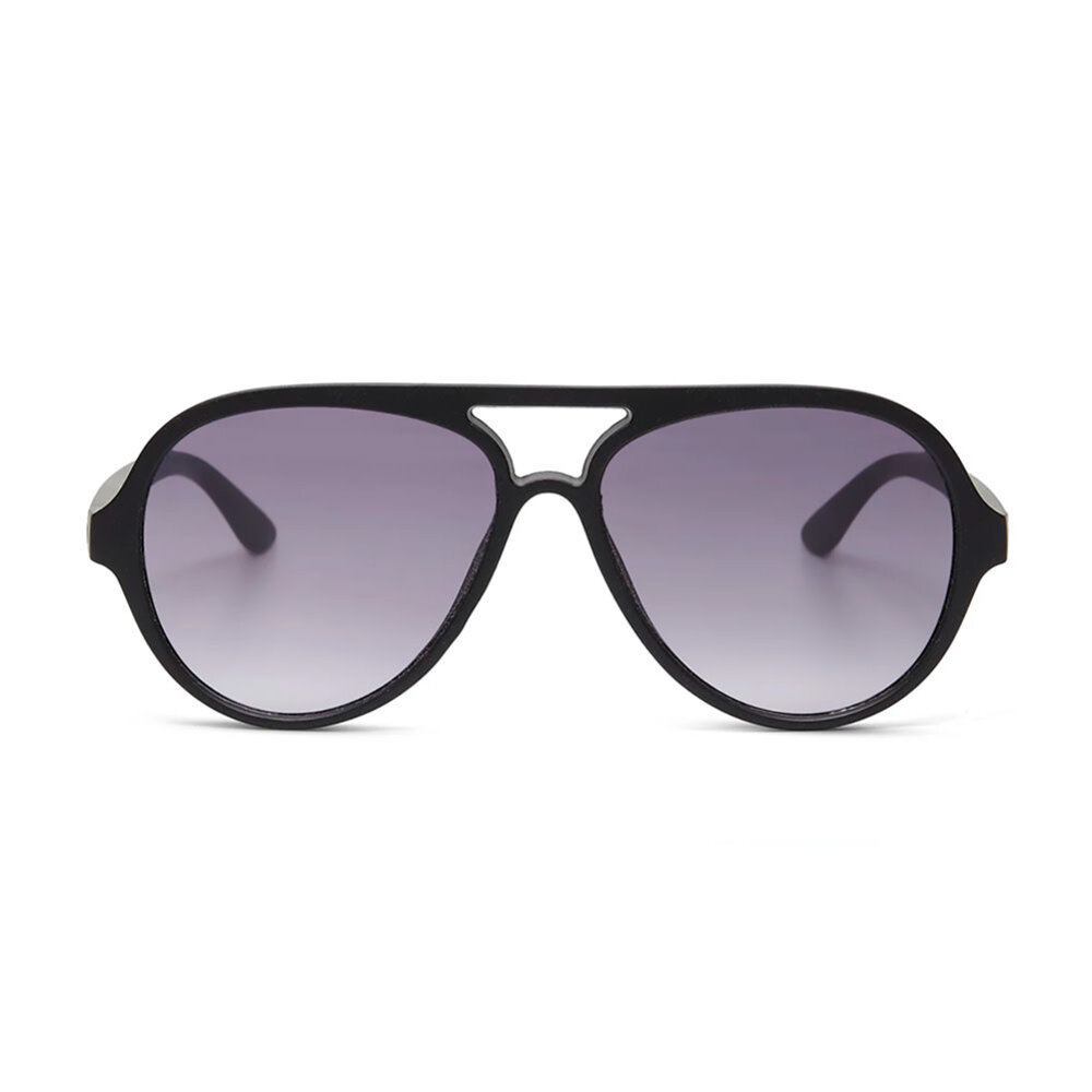 Okkia - Zonnebril ALESSIO Aviator Black met Donkere Gradient Lenzen en Veerpoten OK021-BK Okkia - Zonnebril ALESSIO Aviator Black met Donkere Gradient Lenzen en Veerpoten OK021-BK