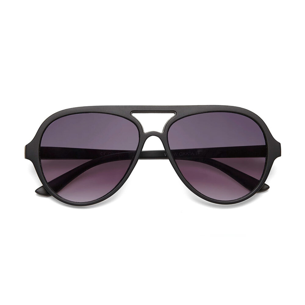 Okkia - Zonnebril ALESSIO Aviator Black met Donkere Gradient Lenzen en Veerpoten OK021-BK Okkia - Zonnebril ALESSIO Aviator Black met Donkere Gradient Lenzen en Veerpoten OK021-BK