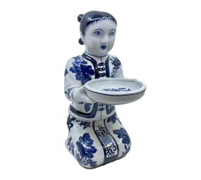Melting Pot - Beeld Chinese Vrouw met Schaaltje Blauw-Wit Keramiek 14x30cm Melting Pot - Beeld Chinese Vrouw met Schaaltje Blauw-Wit Keramiek 14x30cm