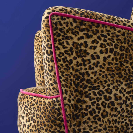 Werns - Fauteuil Jungle Love Panterprint Fuchsia 77x76x83cm