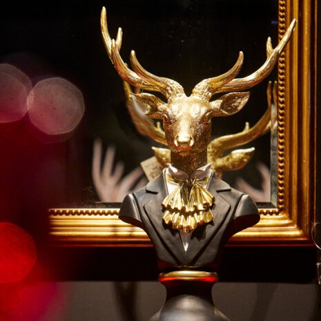 Werns - Beeld Buste Hert Zwart Goud Kunststof 28x53cm Werns - Beeld Buste Hert Zwart Goud Kunststof 28x53cm