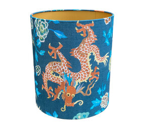 Melting Pot - Lampenkap Orange Dragon on Blue 30x35cm Melting Pot - Lampenkap Orange Dragon on Blue 30x35cm