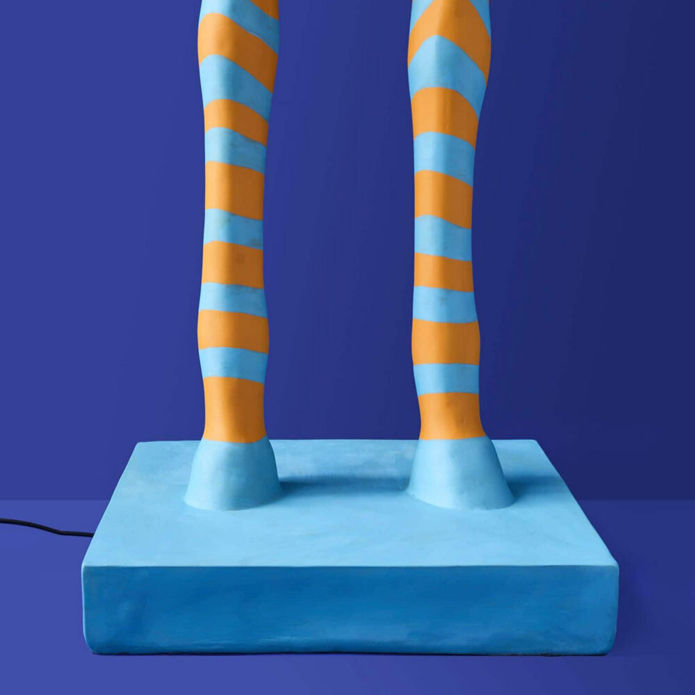 Werns - Design Vloerlamp Zebra Zora Blauw-Oranje 47x153cm met Lichtblauwe Lampenkap Werns - Design Vloerlamp Zebra Zora Blauw-Oranje 47x153cm met Lichtblauwe Lampenkap