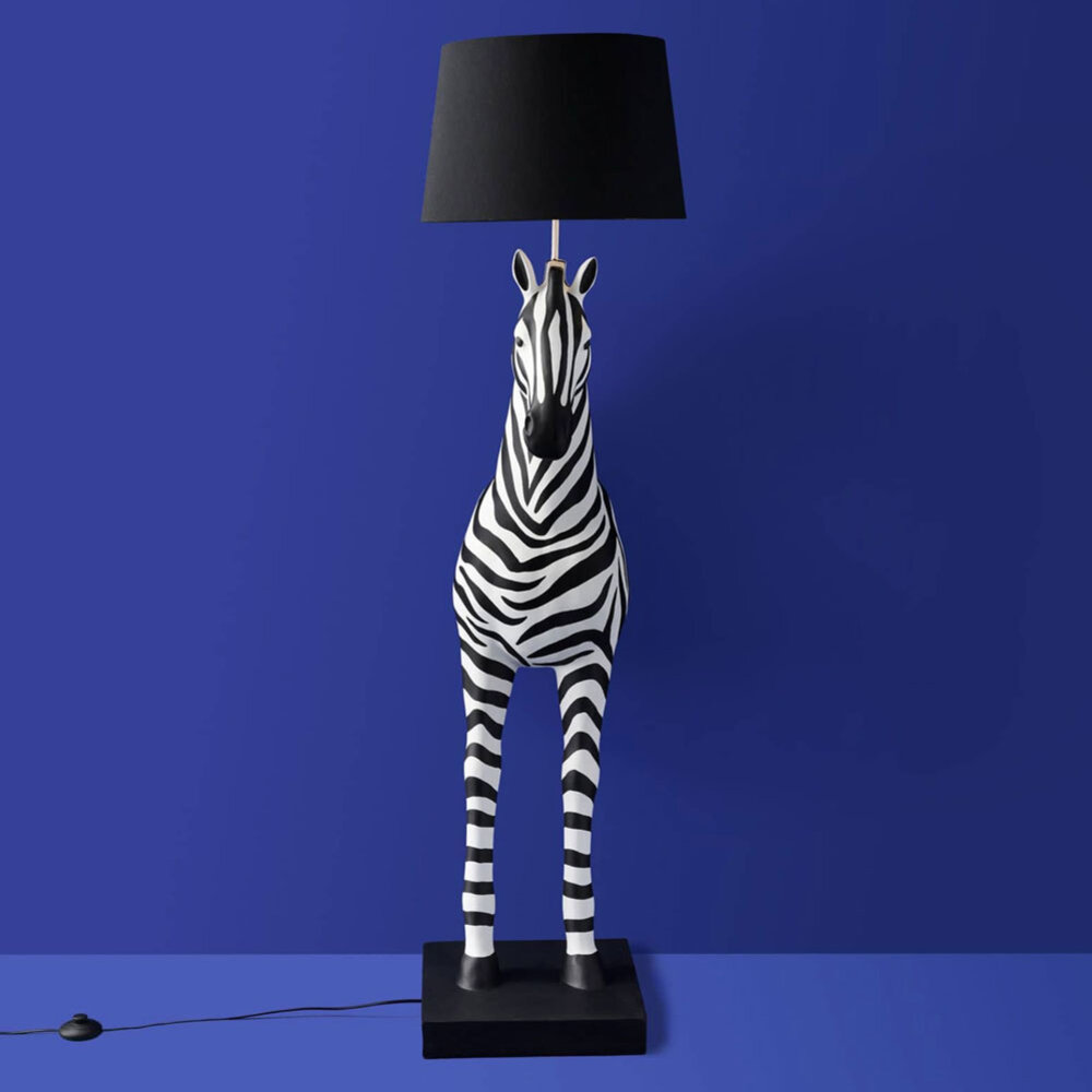 Werns - Vloer Lamp Zebra Zora Zwart-Wit 47x153cm met lampenkap Werns - Vloer Lamp Zebra Zora Zwart-Wit 47x153cm met lampenkap