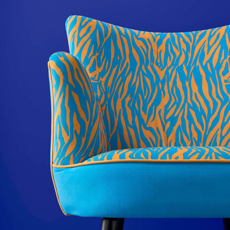 Melting Pot - Fauteuil Zebra Blauw Oranje met Dierenprint 77x76x83cm Melting Pot - Fauteuil Zebra Blauw Oranje met Dierenprint 77x76x83cm