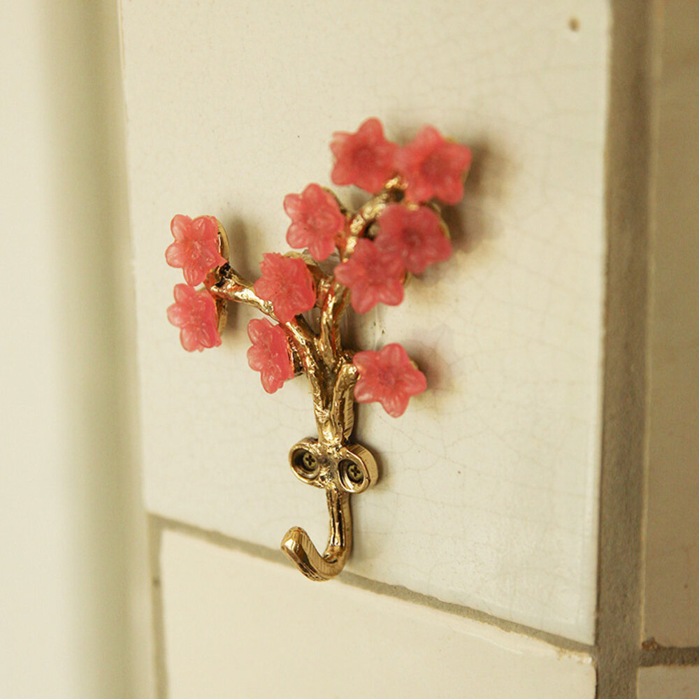 Doing Goods - Wandhaak Elodie Flower Roze Messing 8x12cm