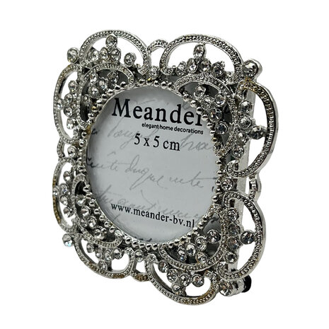 Melting Pot - Fotolijstje Mini Strass Zilver Metaal 7x7cm - foto 5x5cm Melting Pot - Fotolijstje Mini Strass Zilver Metaal 7x7cm - foto 5x5cm