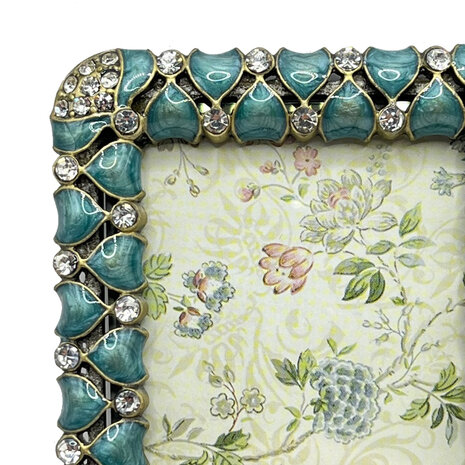 Melting Pot - Fotolijstje Bladeren Turquoise Strass Metaal 6x9cm - foto 4x6cm Melting Pot - Fotolijstje Bladeren Turquoise Strass Metaal 6x9cm - foto 4x6cm