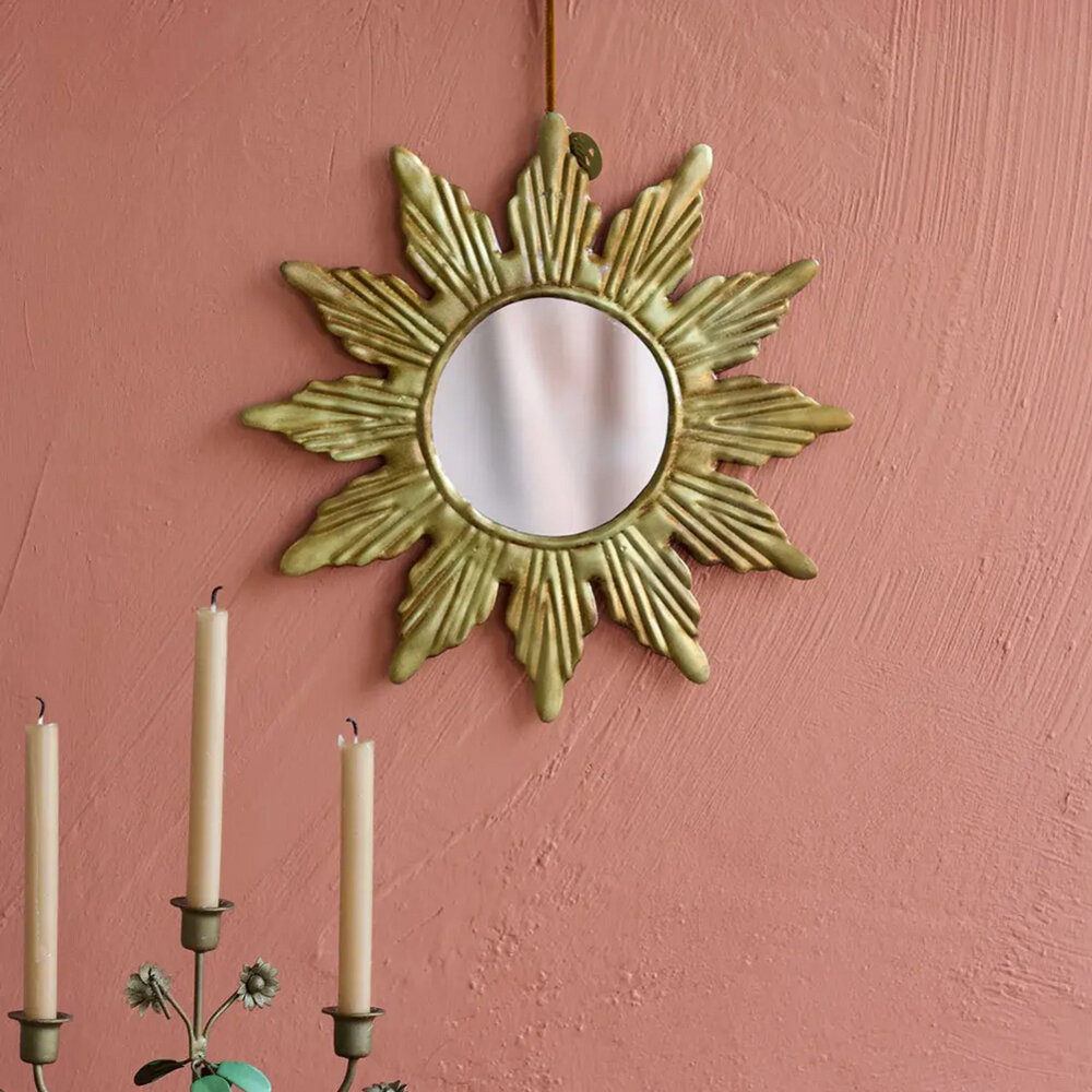 Melting Pot - Spiegeltje Rond Ster Antiek Goud Messing 25x25cm Melting Pot - Spiegeltje Rond Ster Antiek Goud Messing 25x25cm