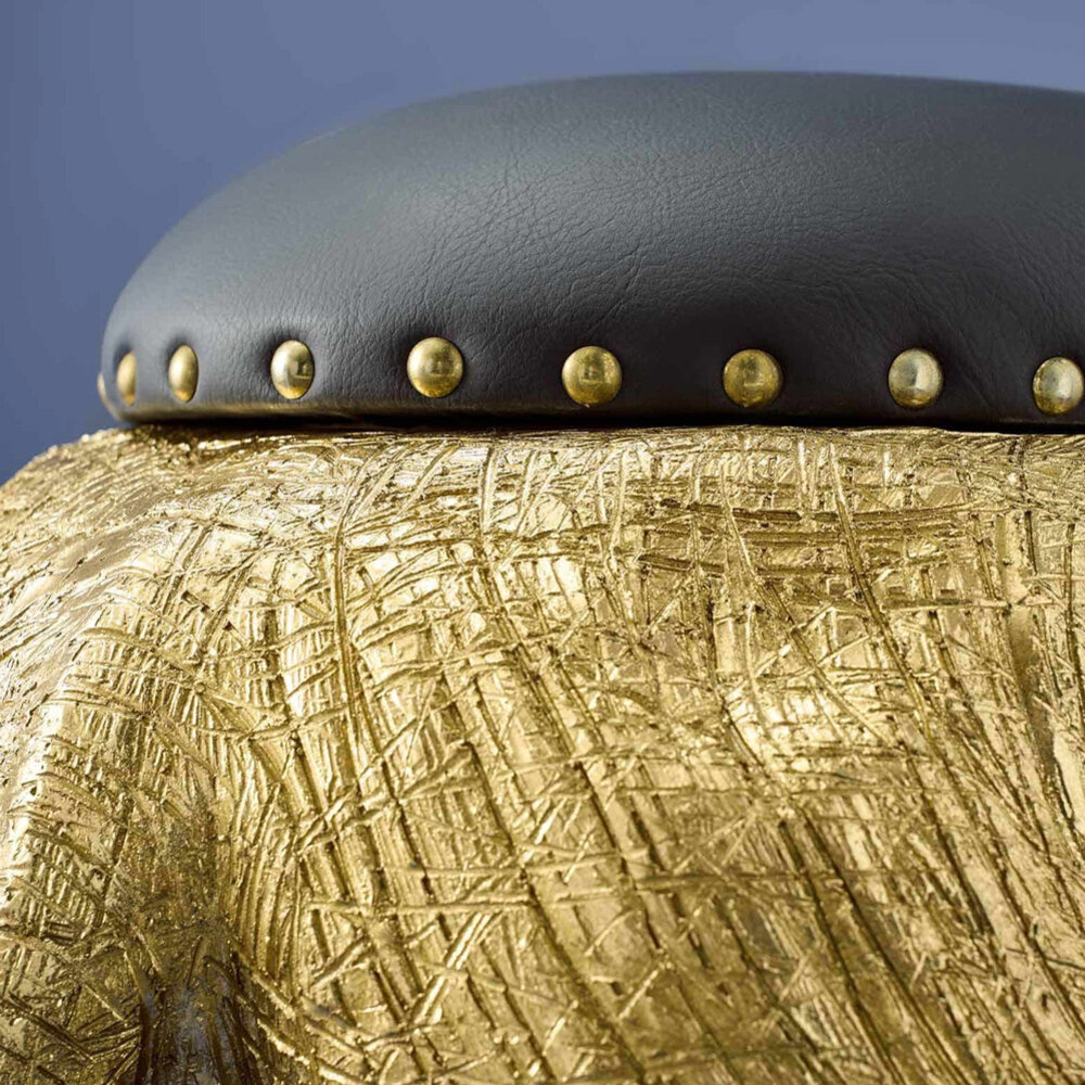Werns - Stoel & Kruk Olifant Zwart Goud Polyresin 79x50x39cm - Design Zitmeubel