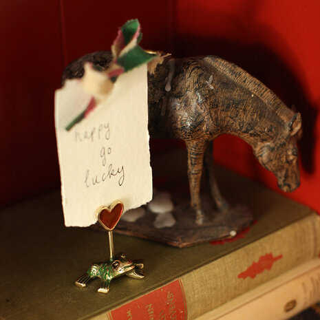 Doing Goods - Kaart & Foto Houder Robbie Kikker Groen Gerecycled Messing 5x5x2,5cm