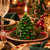 Melting Pot - Kaars Kerstboompje Groen 12x15cm – Decoratieve Kerstkaars met Zuurstokjes en Rode Besjes Melting Pot - Kaars Kerstboompje Groen 12x15cm – Decoratieve Kerstkaars met Zuurstokjes en Rode Besjes