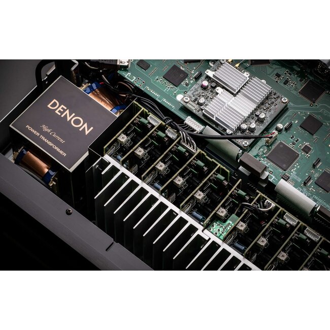 Denon AVC-X6700H versterker zwart