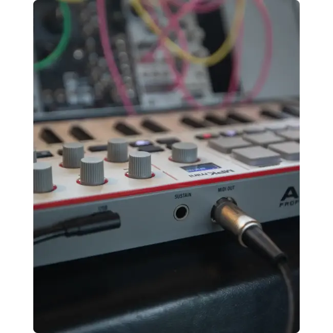 AKAI - MPK Mini IV- MIDI-keybord Zwart
