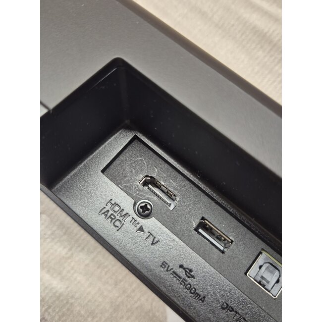 Tweedekans LG Soundbar 2.1 kanaal DS40T